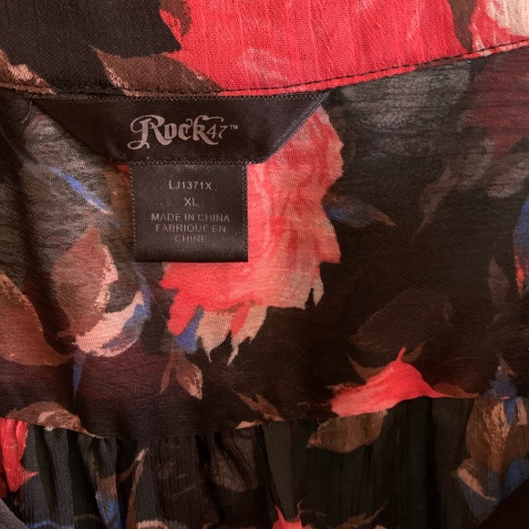 Blouse - Picture 2 of 3